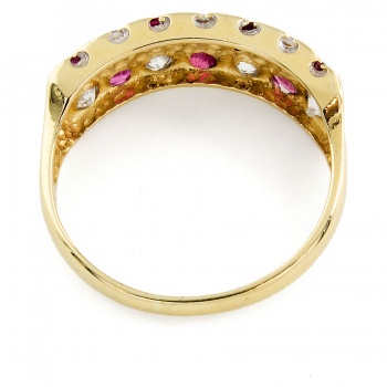 9ct gold Garnet / Cubic Zirconia Multi-stone Ring size L